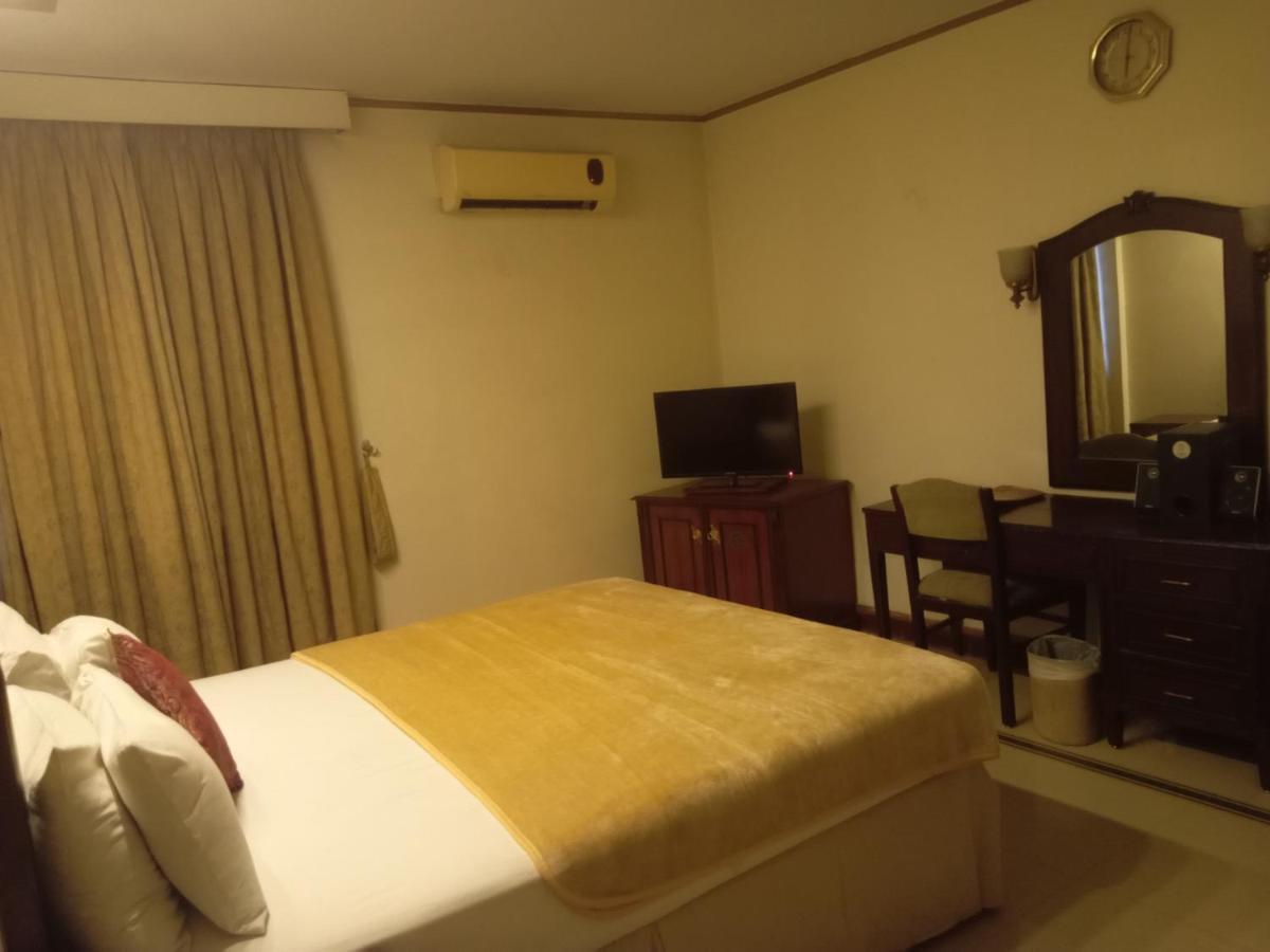 Hotel Shalimar Равалпинди Экстерьер фото