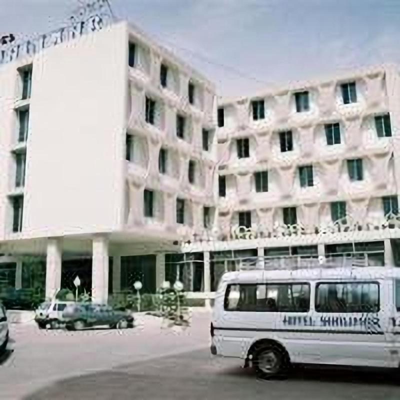 Hotel Shalimar Равалпинди Экстерьер фото